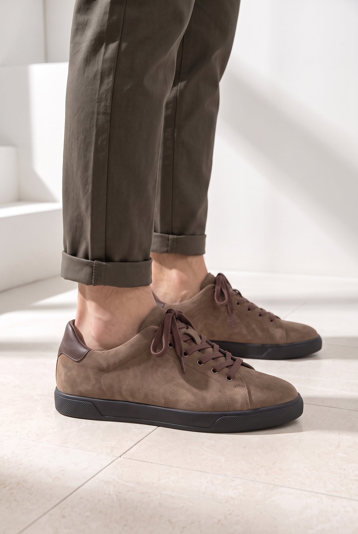 Harlend Suede Sneakers