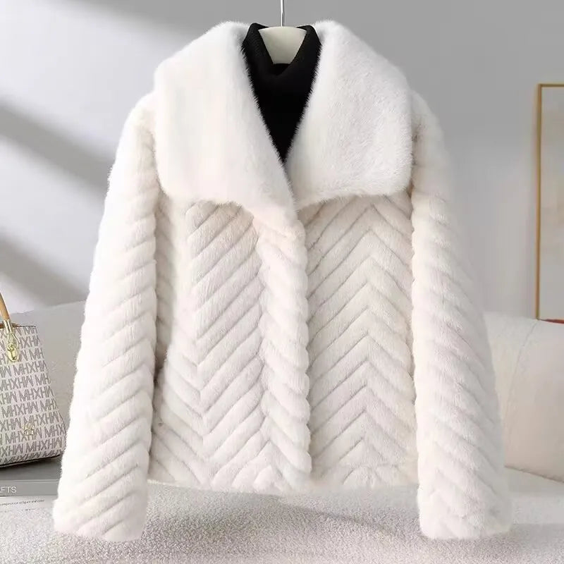 Ondine short faux fur jacket in Ivory