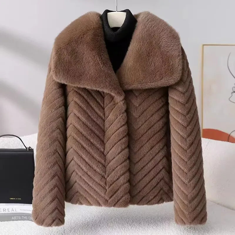 Ondine short faux fur jacket in Mocha